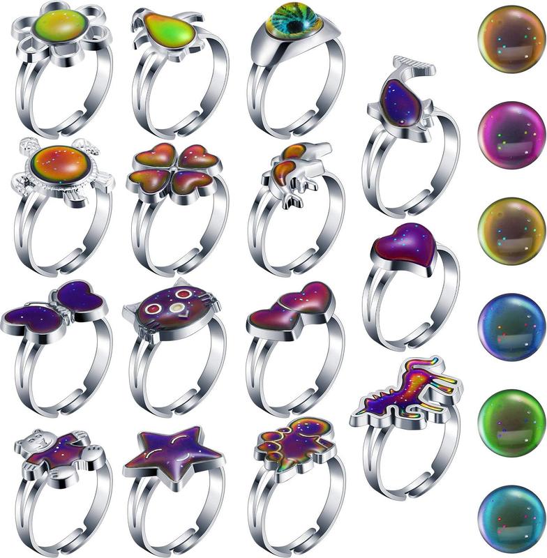Hicarer 15 Pieces Adjustable Mood Rings for Girls and Boys Mixed Color Changing Mood Rings for Halloween Costume Props Birthday Party Favors and Goodie Bag Fillers (Style B)