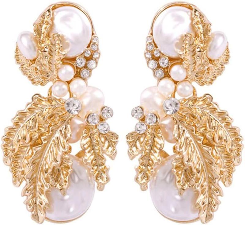 Wiwpar Pearl Drop Statement Earrings Gold Fashion Pearl Geometric Dangle Earrings Rhinestone Pearl Drop Stud Earrings for Women
