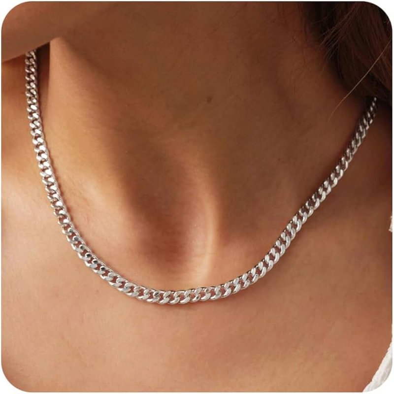 the City Gold Cuban Chain Necklace for Women,14K Gold Plated Dainty Chunky Necklace Adjustable Cuban Link Chain Choker Necklace for Women Trendy Fashion Jewelry Best Gifts for Birthday Christmas Thanksgiving