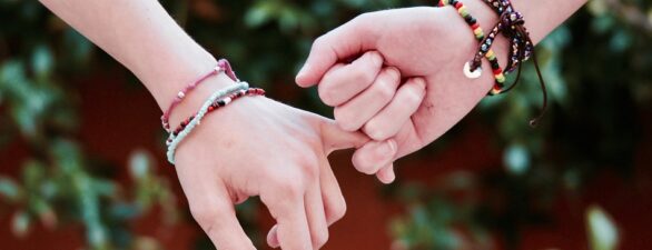 Important Tips for Crafting Friendship Bracelets